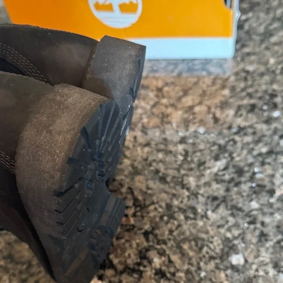 Timberland Charcoal Black Boots EUC 5.5Y - Picture 11 of 15